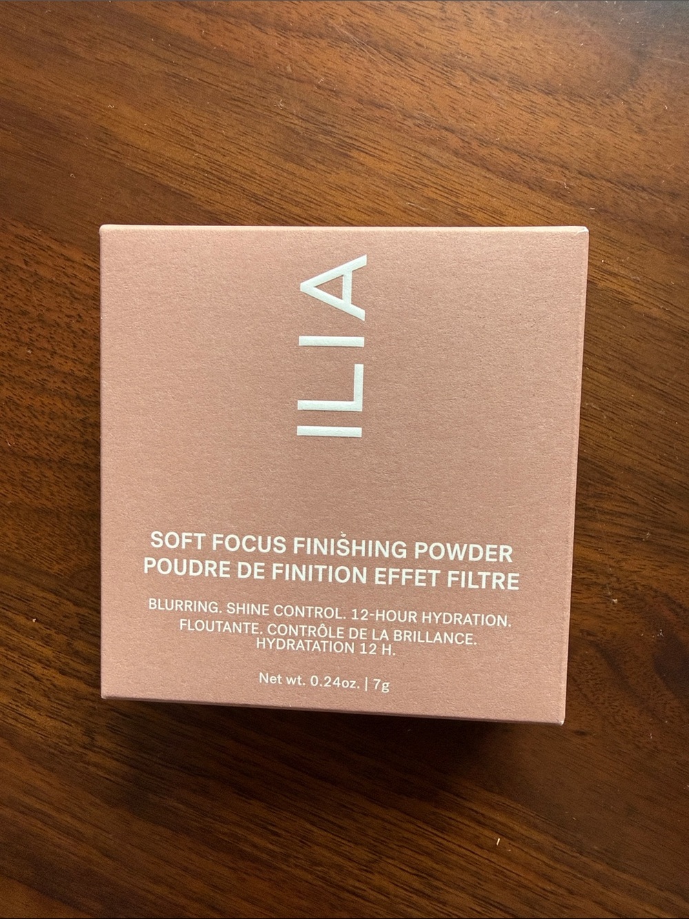 ILIA Soft Focus Finishing Powder - medium translucent new